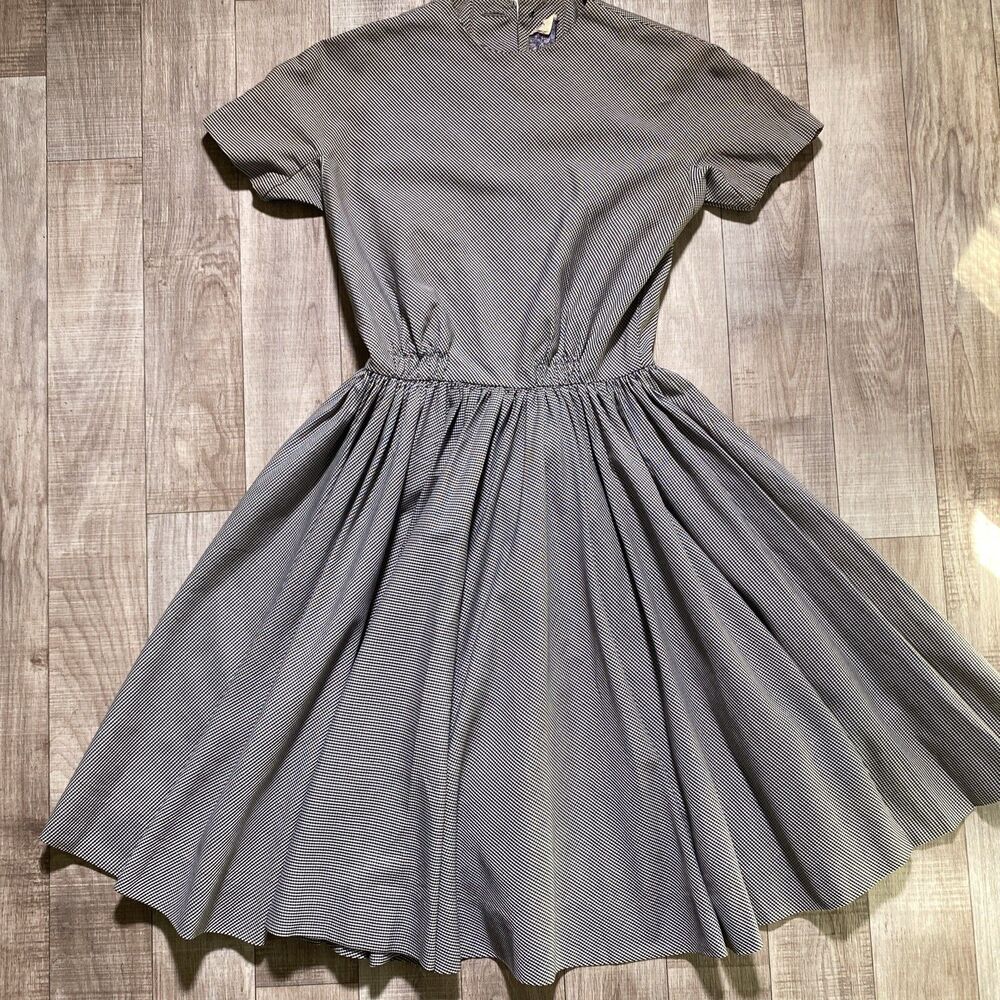 Vintage 60s Neiman Marcus Dress Women's M Flare Housewife Gingham Button Back